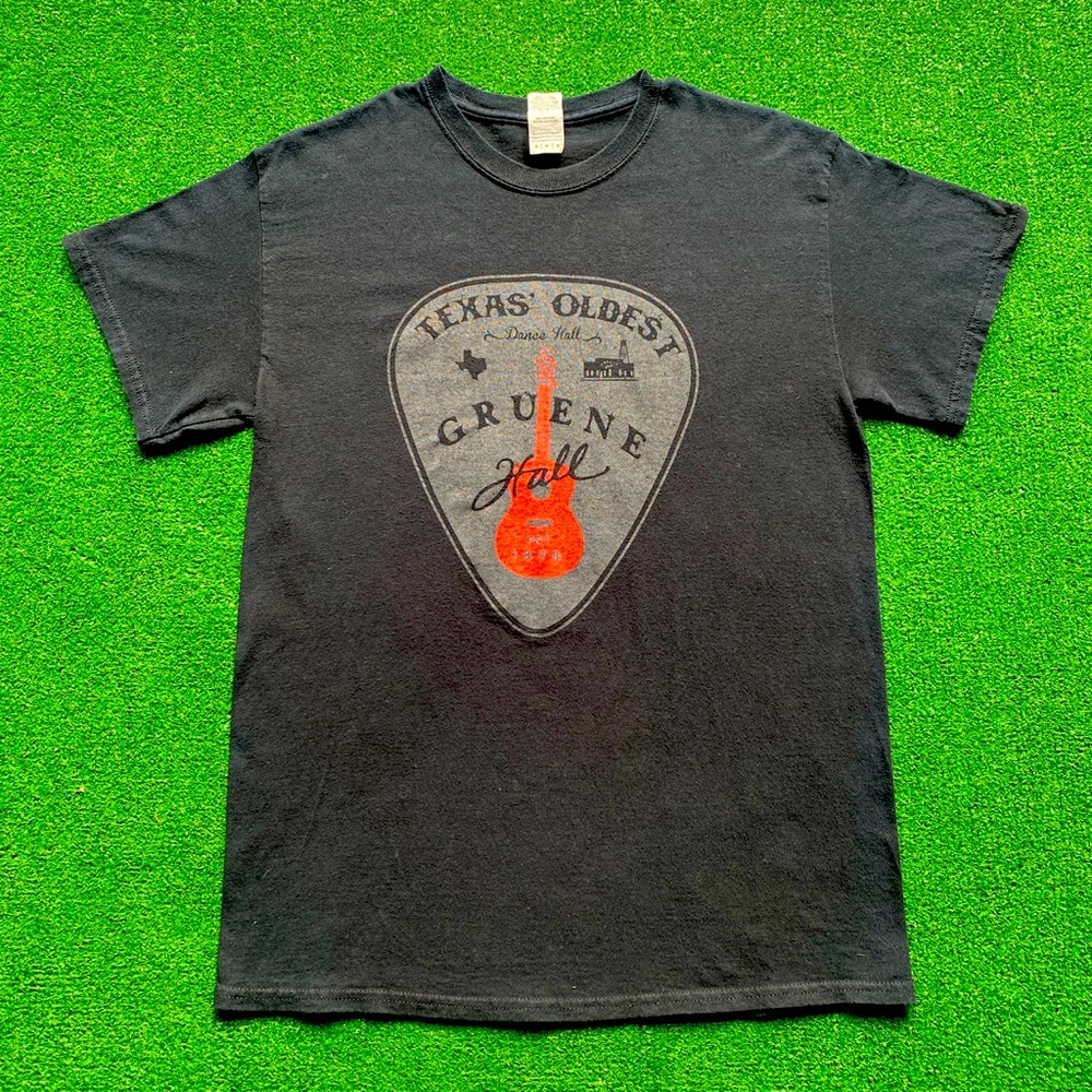 🎸🤠Texas’ Oldest Dancehall: Gruene Hall T-Shirt🤠